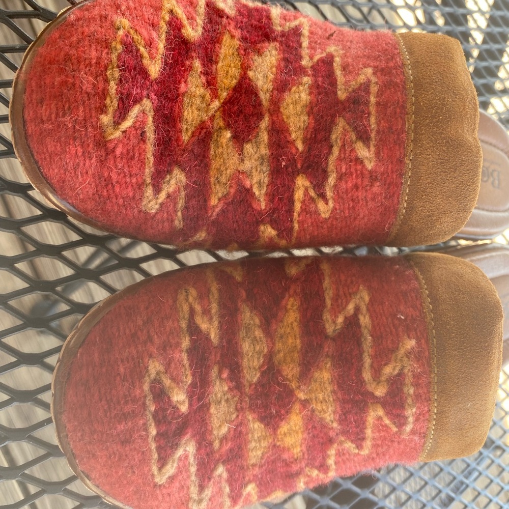 Børn Brandy Wool Suede Clogs | Tribal Blanket Pattern | Size 7 / EU 38
